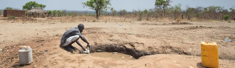 CORDAID supports internally displaced people and vulnerable people affected by conflict, severe food insecurity, lack of access to water, and outbreak of water-borne diseases.